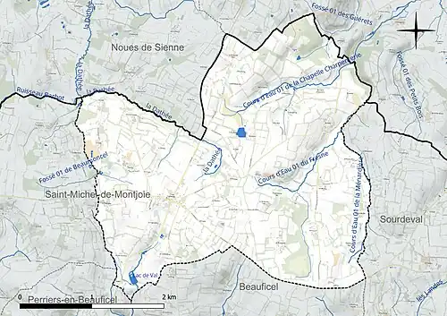 Carte en couleur présentant le réseau hydrographique de la commune