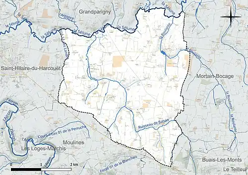 Carte en couleur présentant le réseau hydrographique de la commune