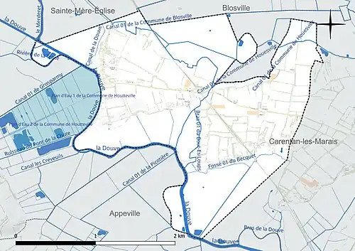 Carte en couleur présentant le réseau hydrographique de la commune
