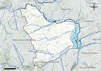 Carte en couleur présentant le réseau hydrographique de la commune