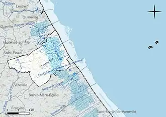 Carte en couleur présentant le réseau hydrographique de la commune