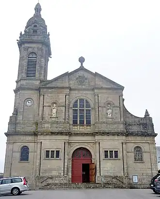 Image illustrative de l’article Église Saint-Joseph d'Audierne