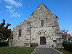 La façade de l'église Saint-Pierre-et-Saint-Paul.
