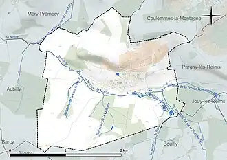 Carte en couleur présentant le réseau hydrographique de la commune
