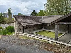 Le lavoir de la rue de la Fontaine.