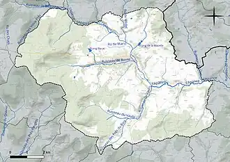 Carte en couleur présentant le réseau hydrographique de la commune