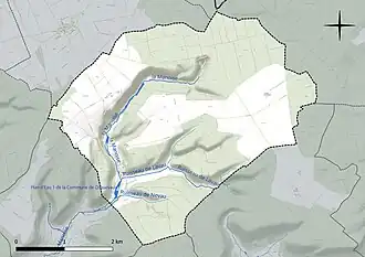 Carte en couleur présentant le réseau hydrographique de la commune