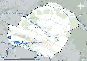 Carte en couleur présentant le réseau hydrographique de la commune