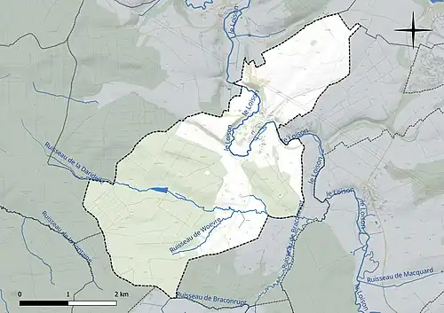 Carte en couleur présentant le réseau hydrographique de la commune