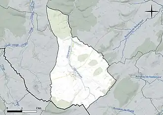 Carte en couleur présentant le réseau hydrographique de la commune