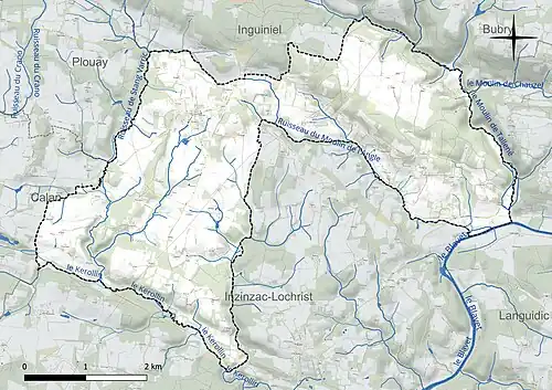 Carte en couleur présentant le réseau hydrographique de la commune