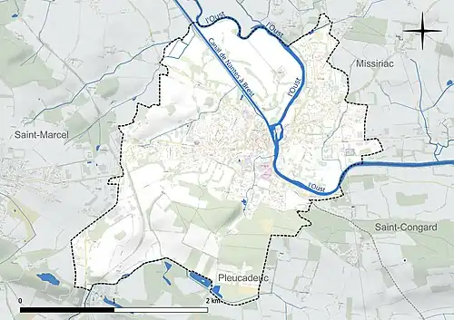 Carte en couleur présentant le réseau hydrographique de la commune