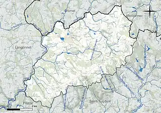 Carte en couleur présentant le réseau hydrographique de la commune