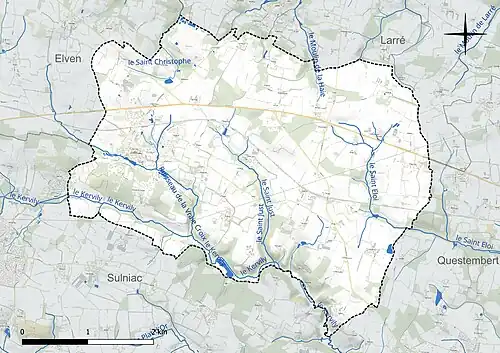Carte en couleur présentant le réseau hydrographique de la commune