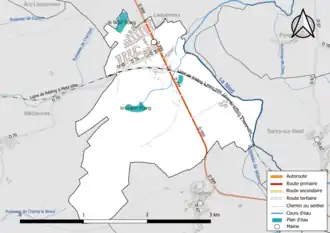 Carte en couleur présentant le réseau hydrographique de la commune