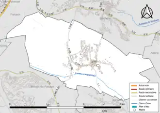 Carte en couleur présentant le réseau hydrographique de la commune
