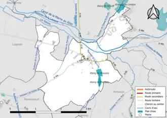 Carte en couleur présentant le réseau hydrographique de la commune