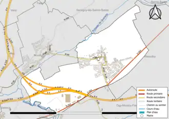 Carte en couleur présentant le réseau hydrographique de la commune
