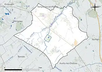 Carte en couleur présentant le réseau hydrographique de la commune