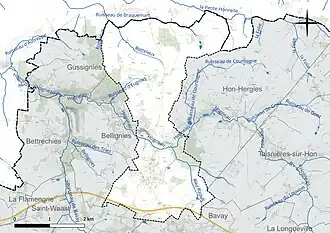 Carte en couleur présentant le réseau hydrographique de la commune