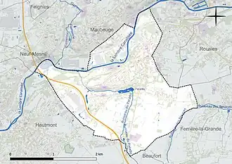 Carte en couleur présentant le réseau hydrographique de la commune