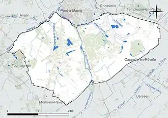 Carte en couleur présentant le réseau hydrographique de la commune