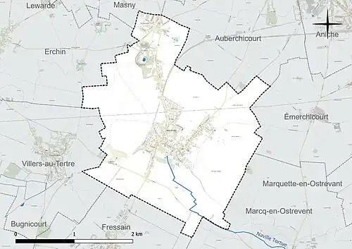 Carte en couleur présentant le réseau hydrographique de la commune