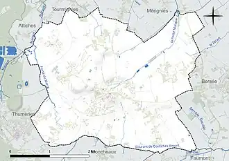 Carte en couleur présentant le réseau hydrographique de la commune