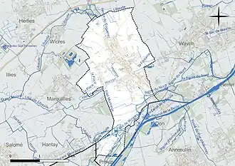 Carte en couleur présentant le réseau hydrographique de la commune