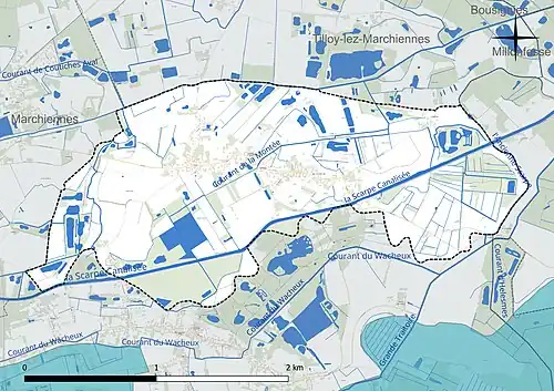 Carte en couleur présentant le réseau hydrographique de la commune