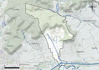 Carte en couleur présentant le réseau hydrographique de la commune