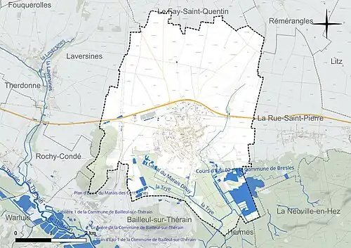 Carte en couleur présentant le réseau hydrographique de la commune