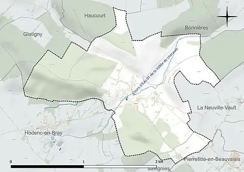 Carte en couleur présentant le réseau hydrographique de la commune