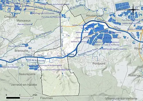 Carte en couleur présentant le réseau hydrographique de la commune