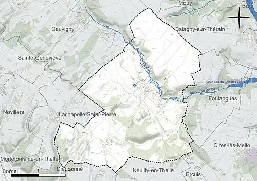 Carte en couleur présentant le réseau hydrographique de la commune