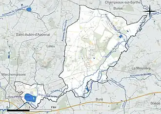 Carte en couleur présentant le réseau hydrographique de la commune