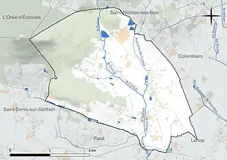Carte en couleur présentant le réseau hydrographique de la commune