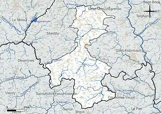 Carte en couleur présentant le réseau hydrographique de la commune