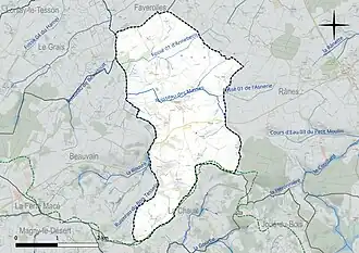 Carte en couleur présentant le réseau hydrographique de la commune