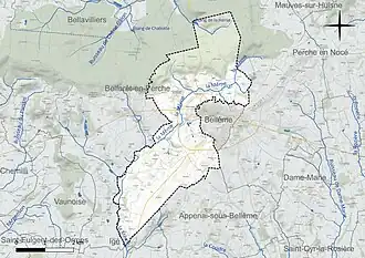 Carte en couleur présentant le réseau hydrographique de la commune