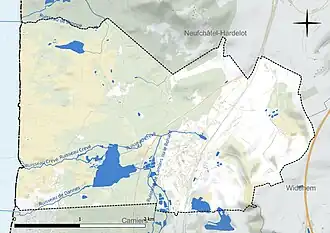 Carte en couleur présentant le réseau hydrographique de la commune