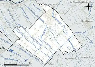Carte en couleur présentant le réseau hydrographique de la commune