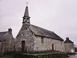Chapelle Sainte-Tréphine : vue extérieure d'ensemble.