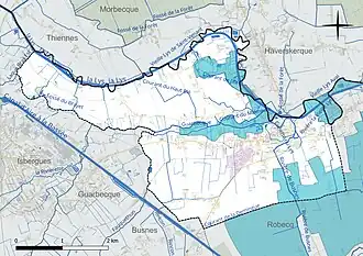 Carte en couleur présentant le réseau hydrographique de la commune
