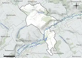 Carte en couleur présentant le réseau hydrographique de la commune