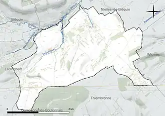 Carte en couleur présentant le réseau hydrographique de la commune