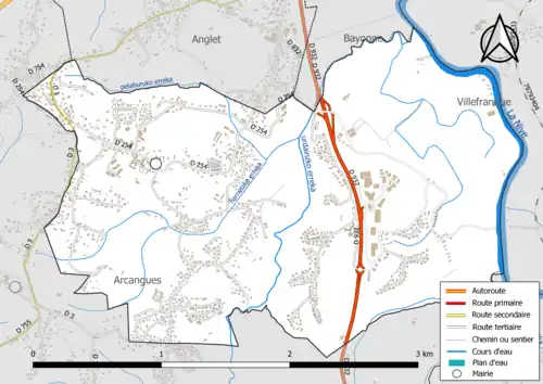 Carte en couleur présentant le réseau hydrographique de la commune