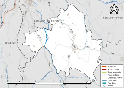 Carte en couleur présentant le réseau hydrographique de la commune