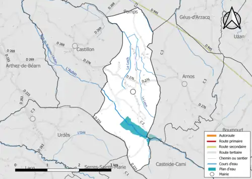 Carte en couleur présentant le réseau hydrographique de la commune