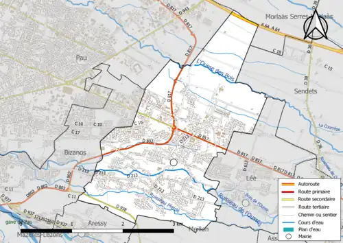 Carte en couleur présentant le réseau hydrographique de la commune